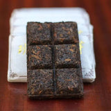 Portable Fermented Pu-erh Tea Banzhang Golden Buds Old Tree Puer Tea Brick 50g