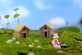 Wooden House Miniature figures decorative fairy garden animal statue Home Desktop Gift Moss ornaments resin craft TNB081