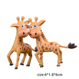 2pcs/Lot Artificial Mini Sika Deer Giraffe Fairy Garden Miniatures Gnomes Moss Terrariums Resin Crafts Figurines Home Decoration